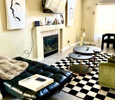 Las Vegas House | Gorgeous Serene Gated Newly Remodeled Townhouse