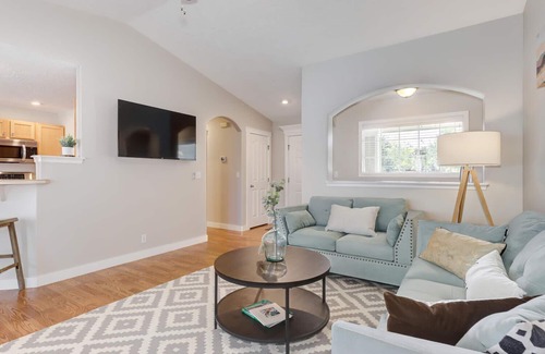 Boise House | Gorgeous Single Level, 2 King Beds & Walking Paths