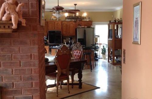 Franklin House | Gorgeous suite With two bedrooms and two baths