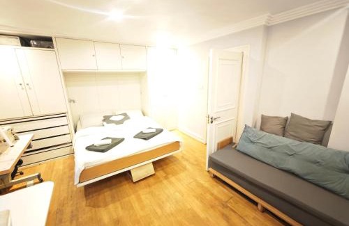 Chelsea Riverside Apartment | Gorgeous Sunny Chelsea Apartment