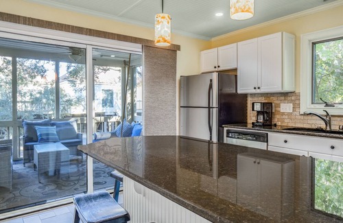 Spinnaker Beachhouses House | Gorgeous Updated Spinnaker! Walk to Beach, Club, Pools! 5 Stars! Amenity Cards!