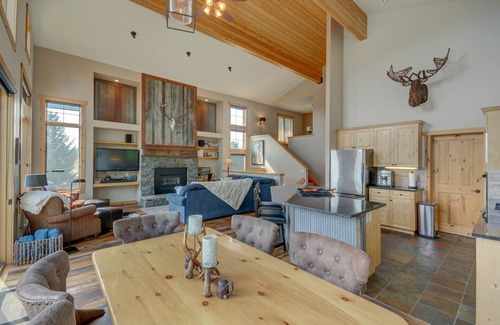 Antler Ridge House | Gorgeous, Upscale Big Sky Cabin w/Mtn Views & Privacy