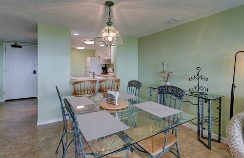 Amelia City Condo | Gorgeous Views From Ground LevelOCEANFRONT condo with POOL!