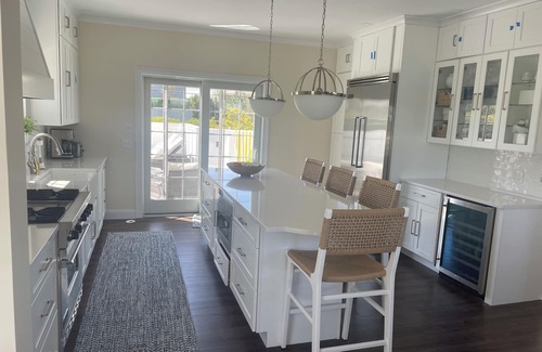 Town of Southampton House | Gorgeous waterfront home "between the bridges" on Dune Road in Westhampton Beach