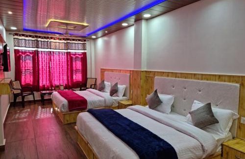 Dalhousie Hotel | Goroomgo Grand Kailash View Home Stay Himachal pradesh