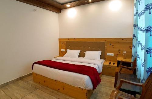 Dalhousie Hotel | Goroomgo Grand Kailash View Home Stay Himachal pradesh