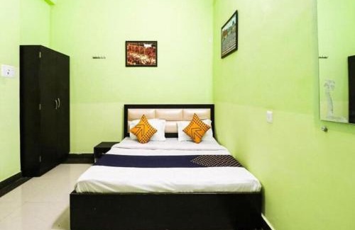 Varanasi Hotel | Goroomgo HR Guest House Varanasi Near Kashi Vishwanath Temple & Ghat - Best Hotel In Varanasi