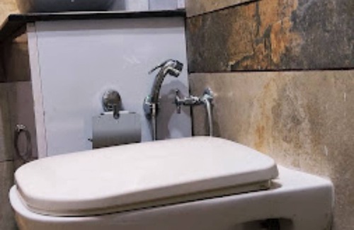 Chamba Hotel | Goroomgo MS Shepheard Hills Resort