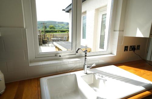 Carnlough House | Gortnagory Cottage Carnlough