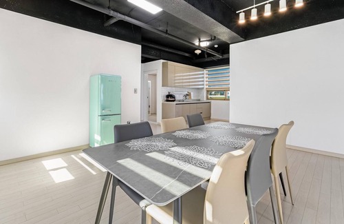 Sokcho House | Goseong Leumeleu63 Pension