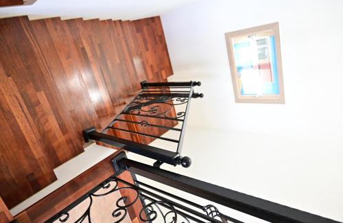 Sokcho House | Goseung Luceluna Pension