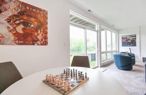 Ottawa House | Gossamer Breeze