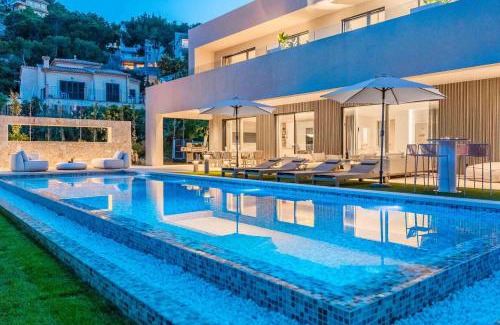 Urbanitzacio Gotmar Villa | Gotmar Beach Is A Modern