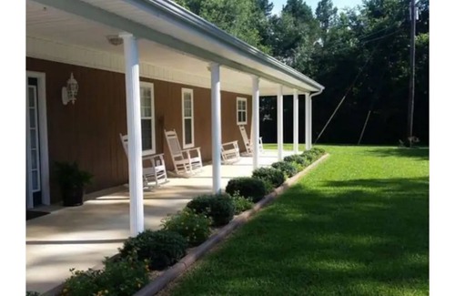 Wheeler House | Grace On Trace Homestead BnB (Lower Level)