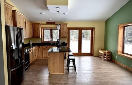 Itasca County House | Gracie- A spacious house near Swan Lake!