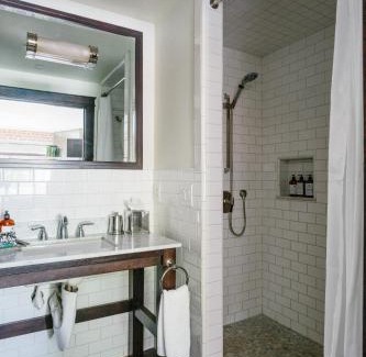 Downtown Hotel | Granada Hotel & Bistro