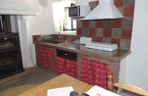 Los Balcones Cottage | Granado Cave in the Balcones de Piedad complex. Guadix-Granada. For 5 PAX