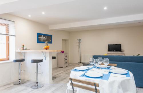 Villefranche-sur-Saone Apartment | Grand duplex au calme en centre-ville