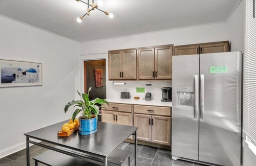 Evansville House | Grand Estates Room 5