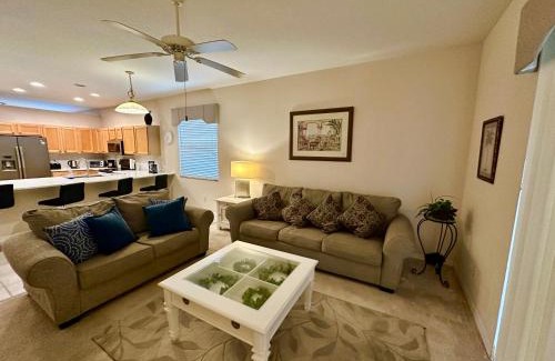 Highlands Reserve House | Grand Fabulous 4BR Pool Home near Disney