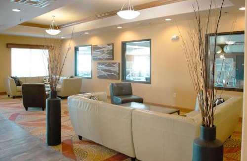 Grand Forks Hotel | Grand Forks Lodge and Suites