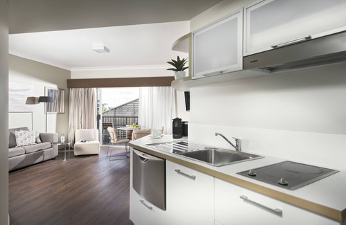 South Townsville Hotel | Grand Hotel and Apartments Townsville