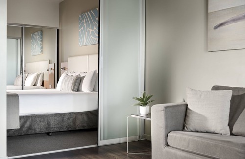 South Townsville Hotel | Grand Hotel and Apartments Townsville