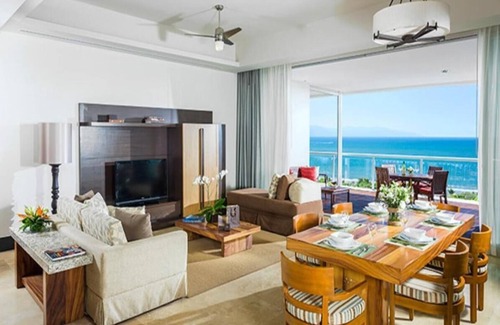 Centro Resort | Grand Luxxe 2BR Villa – Luxury Living in the Heart of Riviera Maya