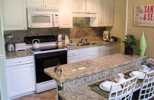 Surfside Beach Resort | Grand Palms Resort 2bdr Deluxe