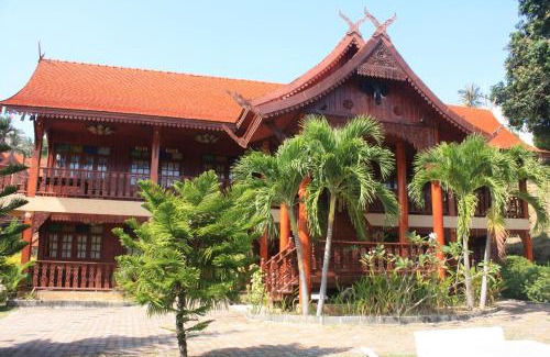 Haad Pleayleam Resort | Grand Sea Beach Resort