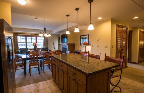 Crested Butte Cabin | Grand Ski Condo | Near the Slopes, Hot Tub Access