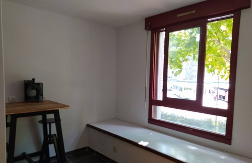 Grenoble City Centre Apartment | Grand Studio Centre Ville Proximité Gare Avec Garage