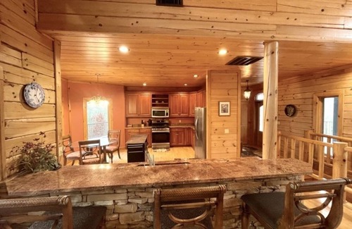 Tellico Plains Cabin | Grand View, 360-degrees of awesome Mountain Views! by RedAwning