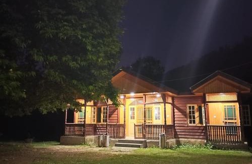 Anantnag District Bed & Breakfast | Grand View Resorts Chatpal