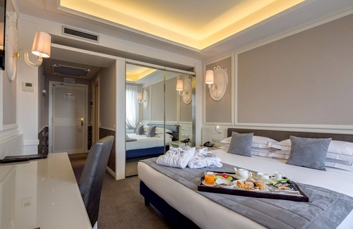 Centro Storico Hotel | Grande Albergo Roma