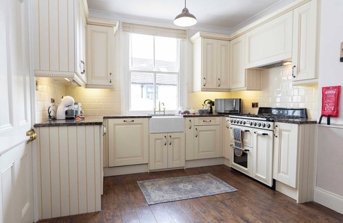 Sedgefield House | Grandeur Within Summa