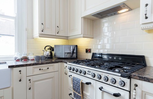 Sedgefield House | Grandeur Within Summa