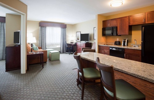 Morris Hotel | Grandstay Hotel And Suites Morris