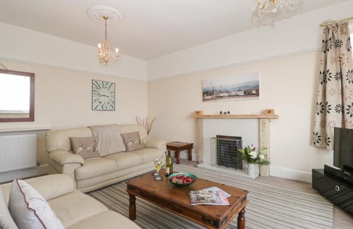 Weymouth Apartment | Grandview