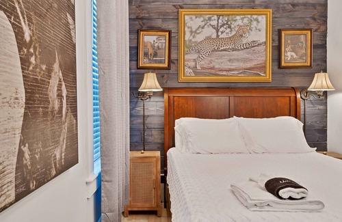 Buchanan Other | Grange Hill Farmhouse - unwind in wine country, 15 minutes from Lake Michigan