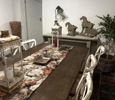 Still Bay Ski Chalet | Gratitude Wellness Village - The Cottages