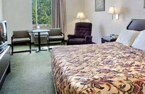 Gray Hotel | Gray Inn and Suites