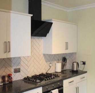 West Thurrock House | Grays Rest Over, with free parking