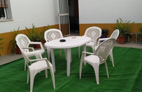 Los Palacios y Villafranca House | Great House, Duplex, Patio and Parking