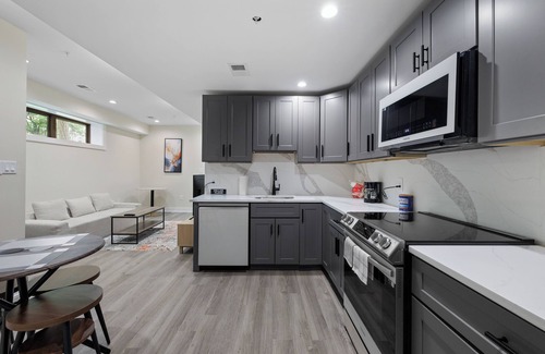 Columbia Heights Apartment | Great 2BR New Apartment near Metro