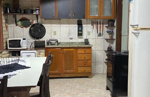 Praia do Rosa House | Great and peaceful house next to the lagoon and beach Rose