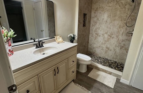 Belleview Heights House | Great Comfy house 10 minutes from The Villages & Ocala - Great for travelers!