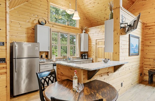 Cleveland Cabin | Great Escape- Luxury Spa Cabin w 2 Person 6 Ft. Jacuzzi Warm Air Spa