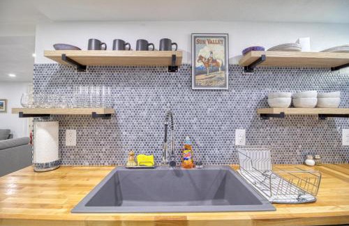 Twin Falls Apartment | Great Find! Downtown Oasis with Office Setup