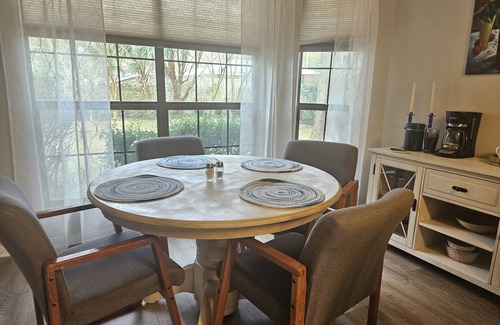 Pensacola House | Great location and close to the beach and downtown!